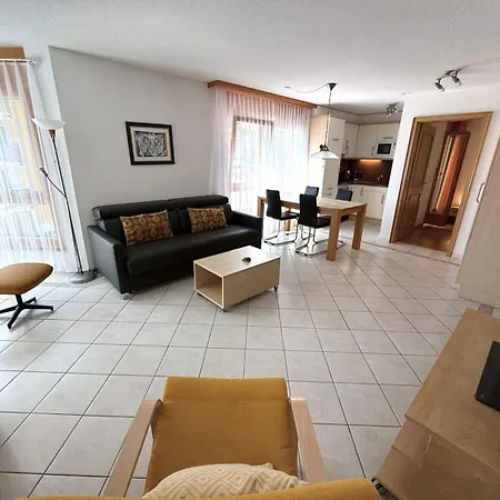 Apartman Chateau 11 *